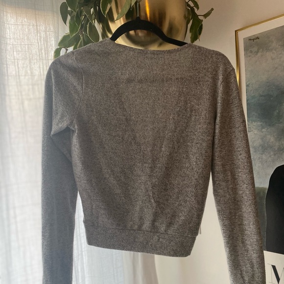 Twik Grey Long Sleeve - Picture 2 of 2